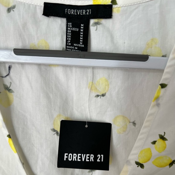 Forever 21 new with tag Lemon print shirt perfect for summer - Picture 2 of 4